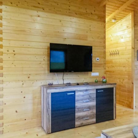 Lovely Home In Merzalben With Wifi Exterior foto
